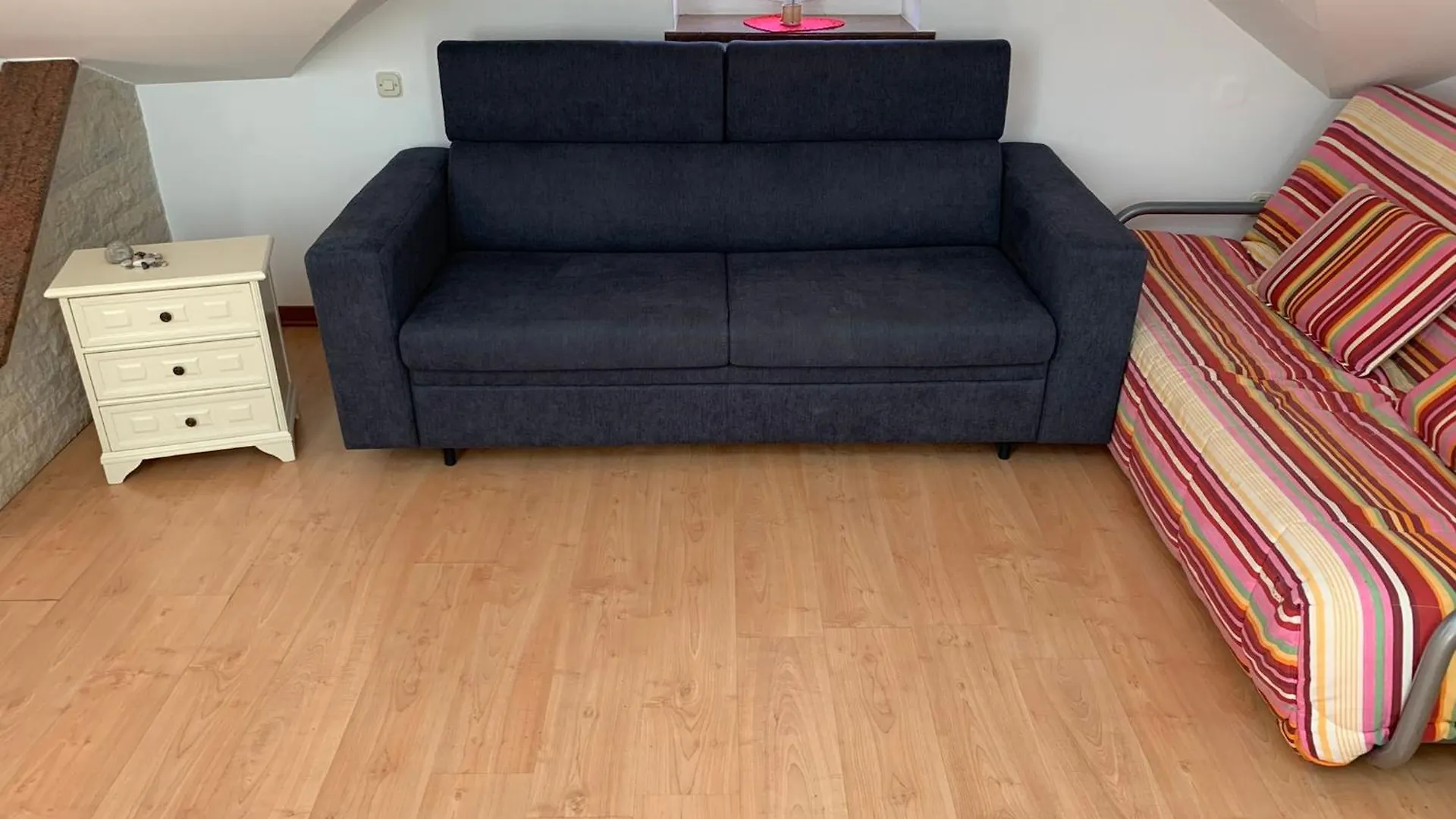 Apartment Dhalia لوفغان